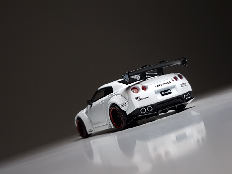 Illustration for article titled Land of the Rising Sun: Mini GT LB Works R35... without the sun